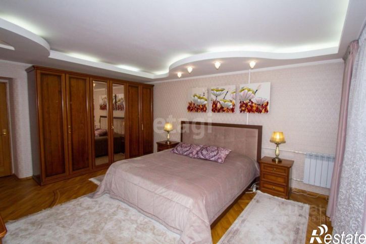 5-комн квартира улица Налбандяна, 92/24,  д. 92/24