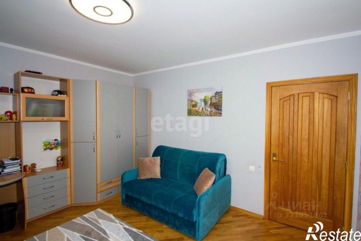 5-комн квартира улица Налбандяна, 92/24,  д. 92/24