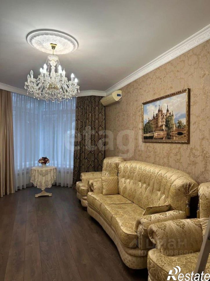 3-комн квартира улица 26-го Июня, 20Б,  д. 20Б