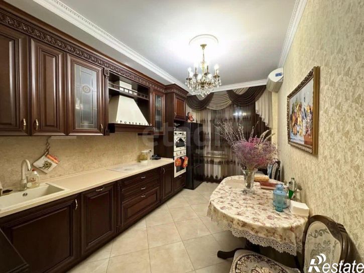 3-комн квартира улица 26-го Июня, 20Б,  д. 20Б