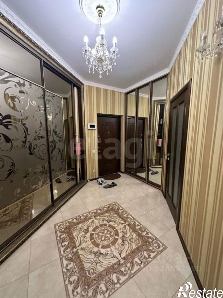 3-комн квартира улица 26-го Июня, 20Б,  д. 20Б