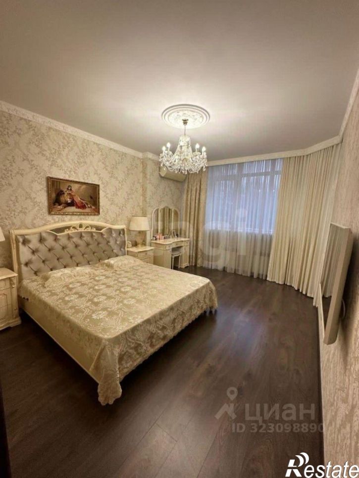 3-комн квартира улица 26-го Июня, 20Б,  д. 20Б