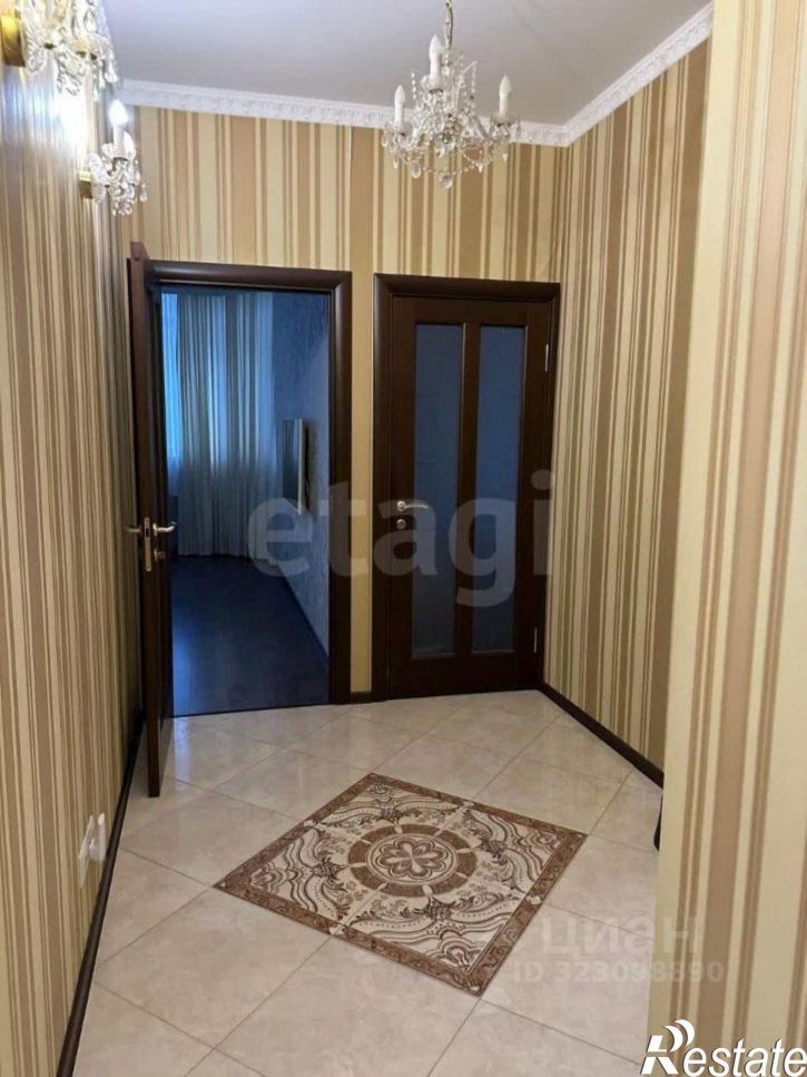 3-комн квартира улица 26-го Июня, 20Б,  д. 20Б