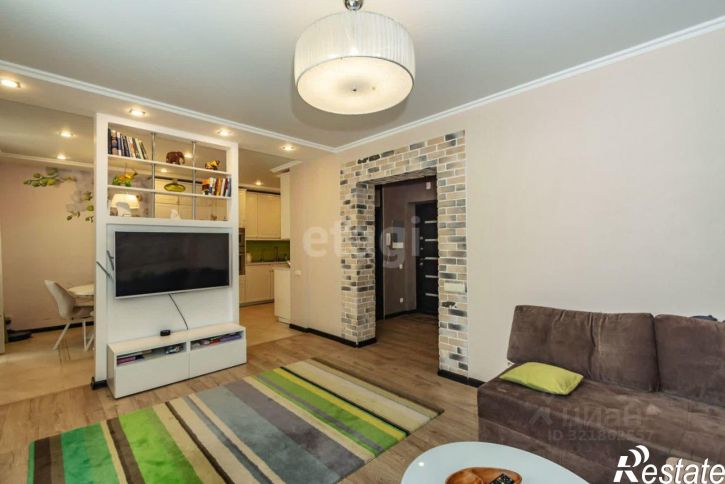 3-комн квартира улица Жмайлова, 4Е,  д. 4Е