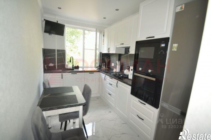 3-комн квартира бульвар Комарова, 10,  д. 10