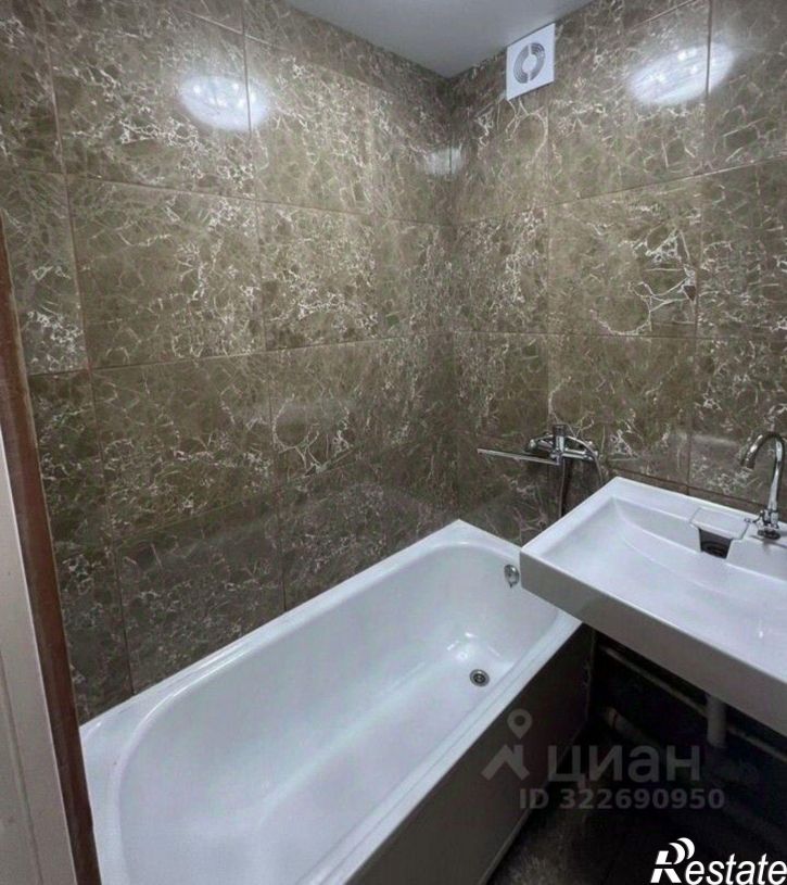 3-комн квартира улица Штахановского, 5,  д. 5