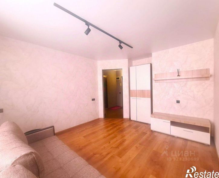 2-комн квартира улица Города Волос, 42/105,  д. 42/105