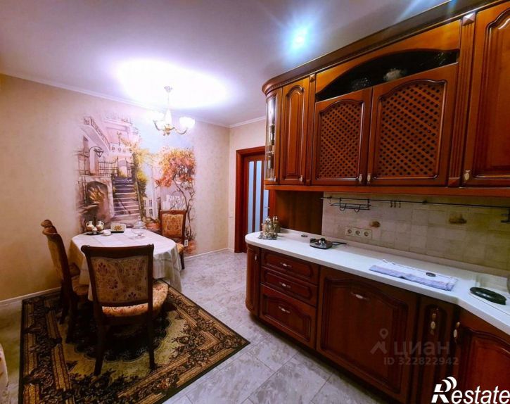 3-комн квартира Соборный переулок, 94А,  д. 94А