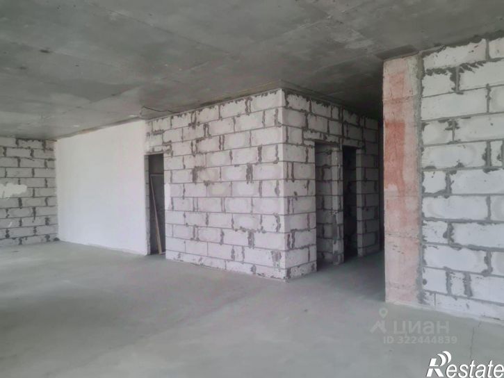 4-комн квартира улица Каяни, 9В,  д. 9В