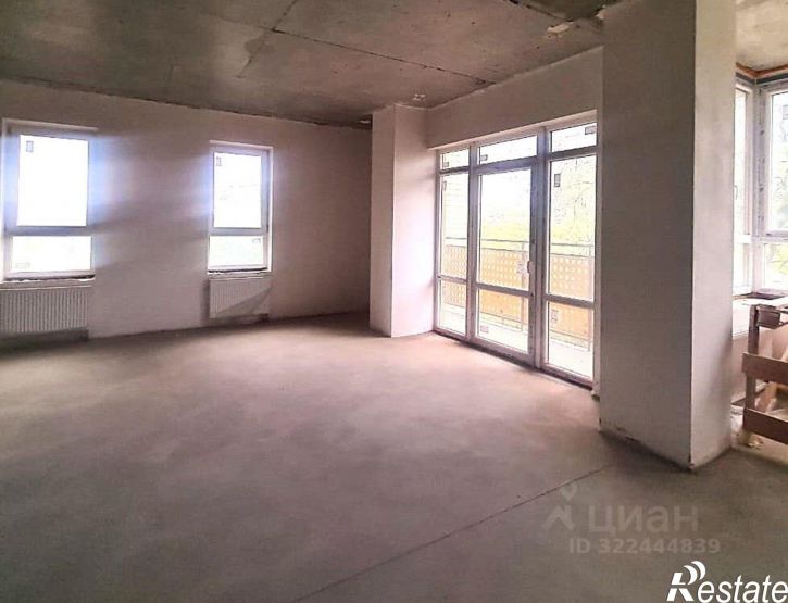 4-комн квартира улица Каяни, 9В,  д. 9В