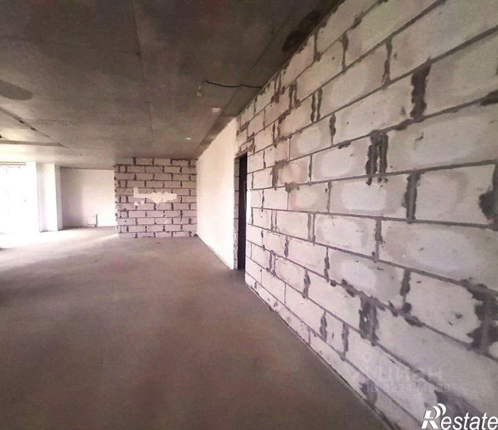 4-комн квартира улица Каяни, 9В,  д. 9В