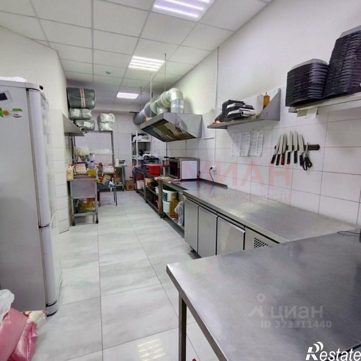 Помещение свободного назначения улица Малюгиной, 136,  д. 136