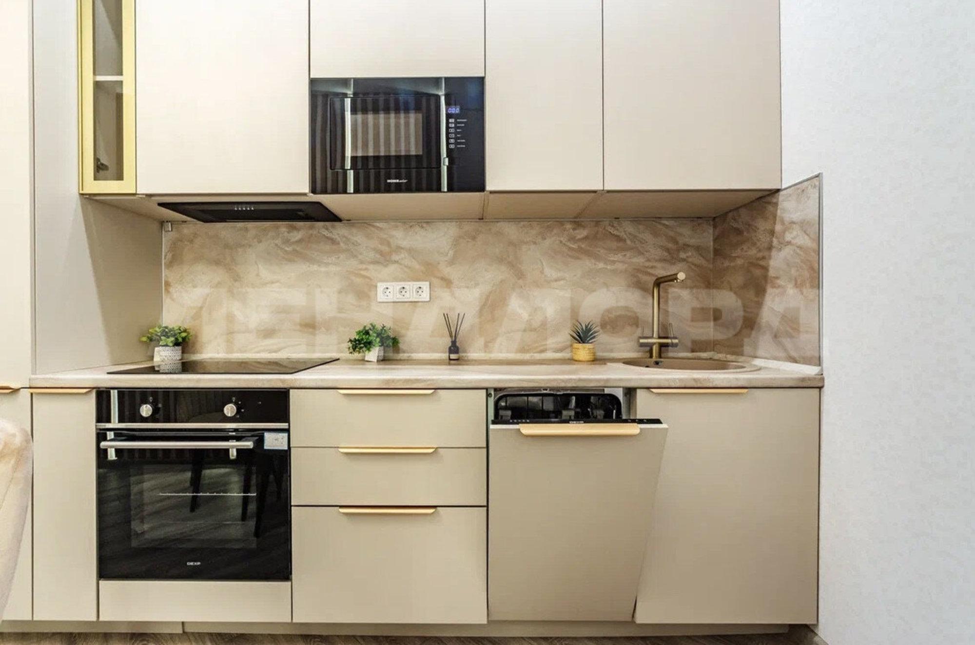 Купить квартиру за 6 200 000 рублей на Привокзальная улица, 3/1