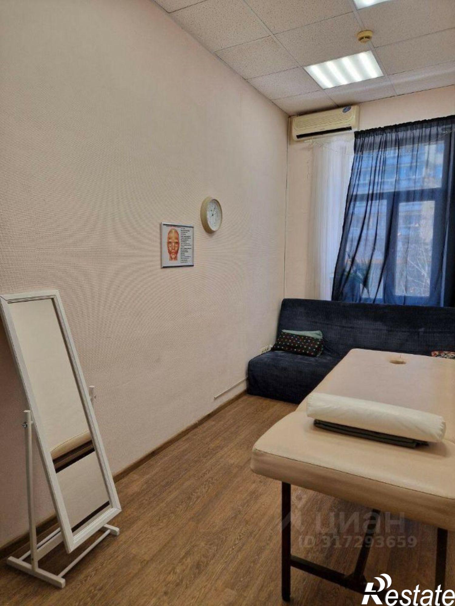 Сдать офис, помещение под офис за 65 000 рублей на Ворошиловский проспект, 52