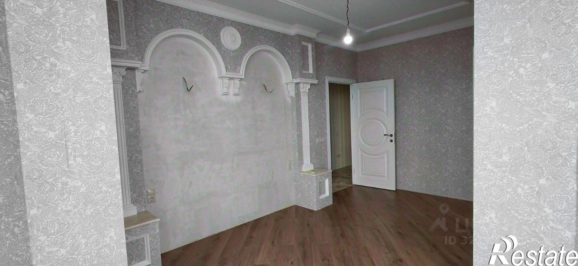 Купить квартиру за 11 900 000 рублей на улица Красных Зорь, 13