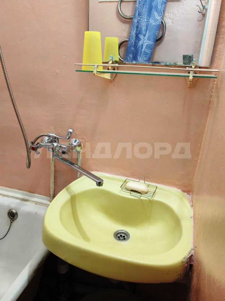 2-комн квартира Коммунистический проспект, 49