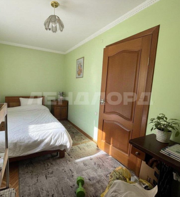 3-комн квартира улица Страны Советов, 14