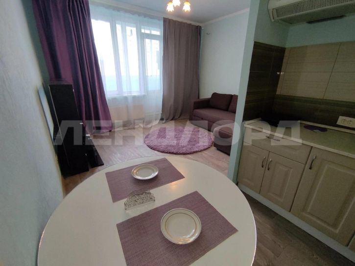 Студия улица Ерёменко, 101