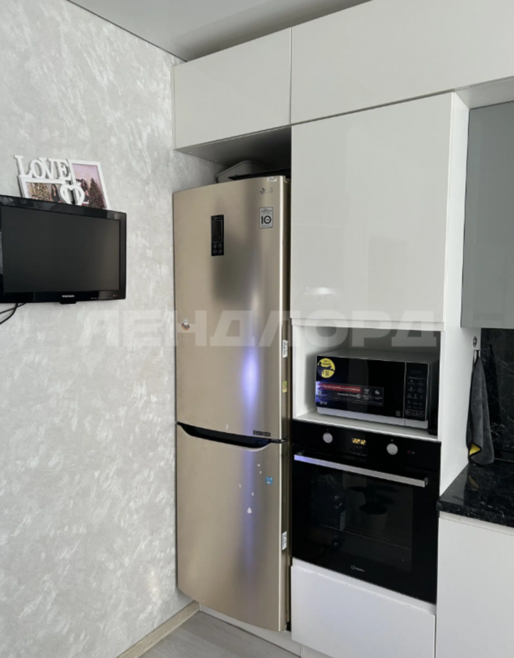 2-комн квартира улица Вересаева, 101/5