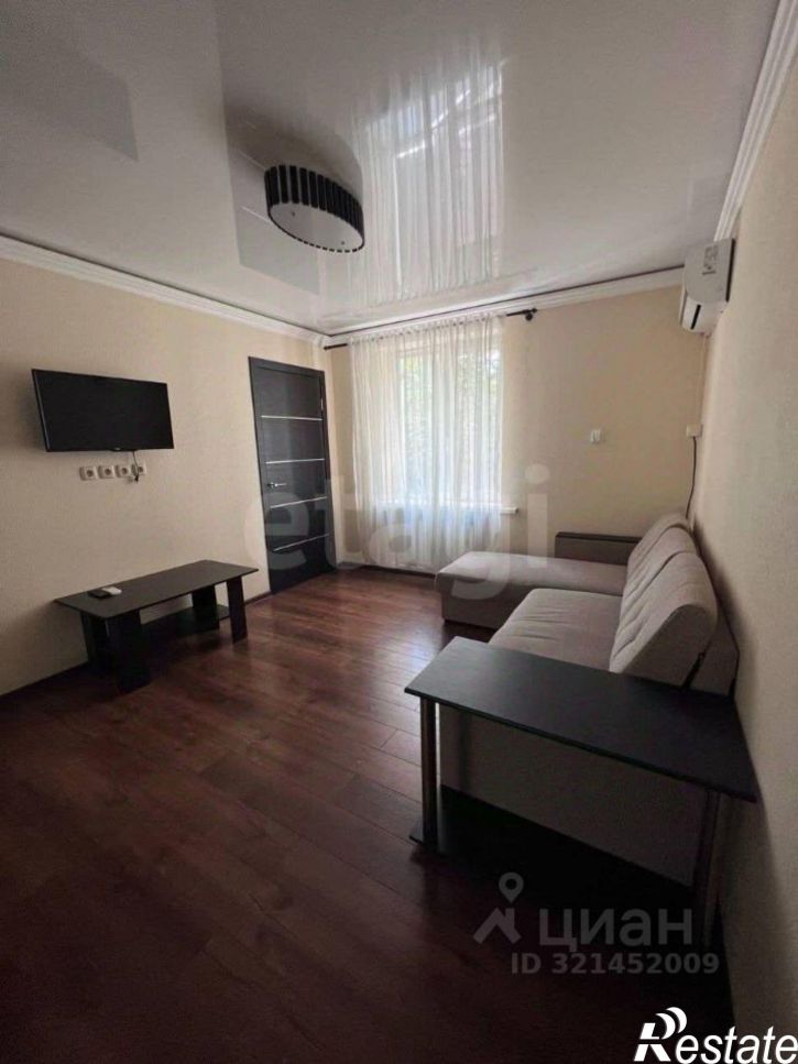 3-комн квартира ул Чистопольская, 3,  д. 3