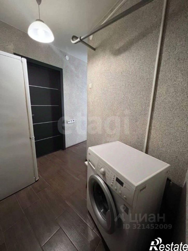 3-комн квартира ул Чистопольская, 3,  д. 3