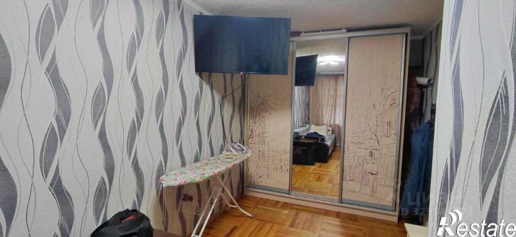 3-комн квартира улица Малюгиной, 284,  д. 284