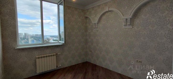 3-комн квартира улица Красных Зорь, 13,  д. 13