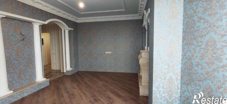 3-комн квартира улица Красных Зорь, 13,  д. 13