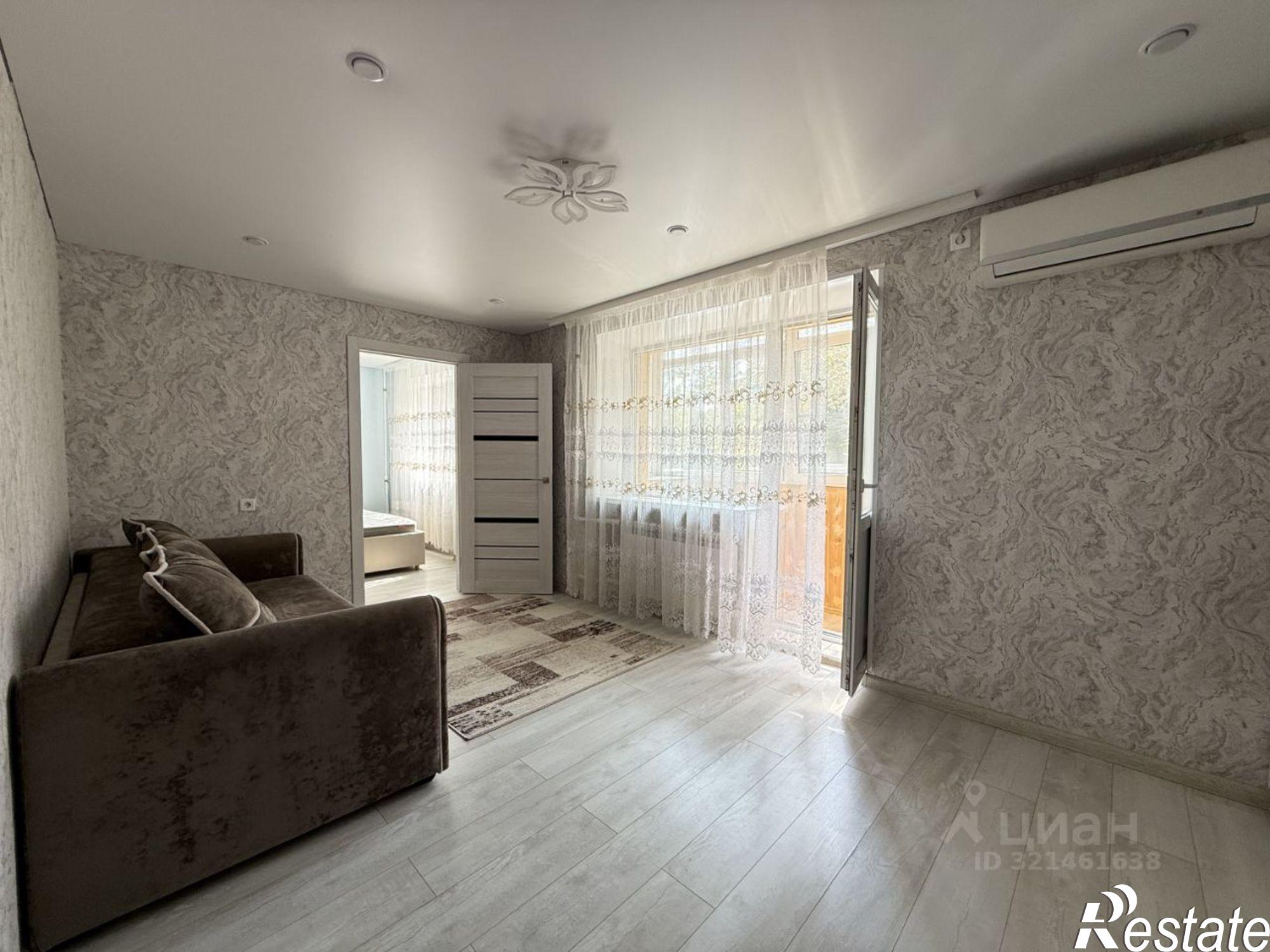 Сдать квартиру за 30 000 рублей на проспект Стачки, 203