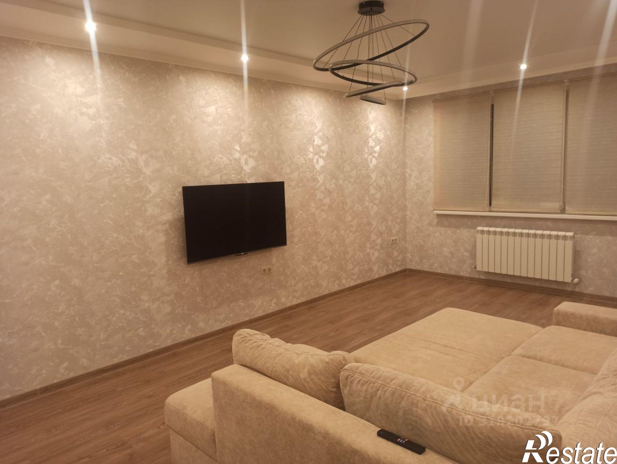 Сдать квартиру за 85 000 рублей на ул Зорге, 11/2