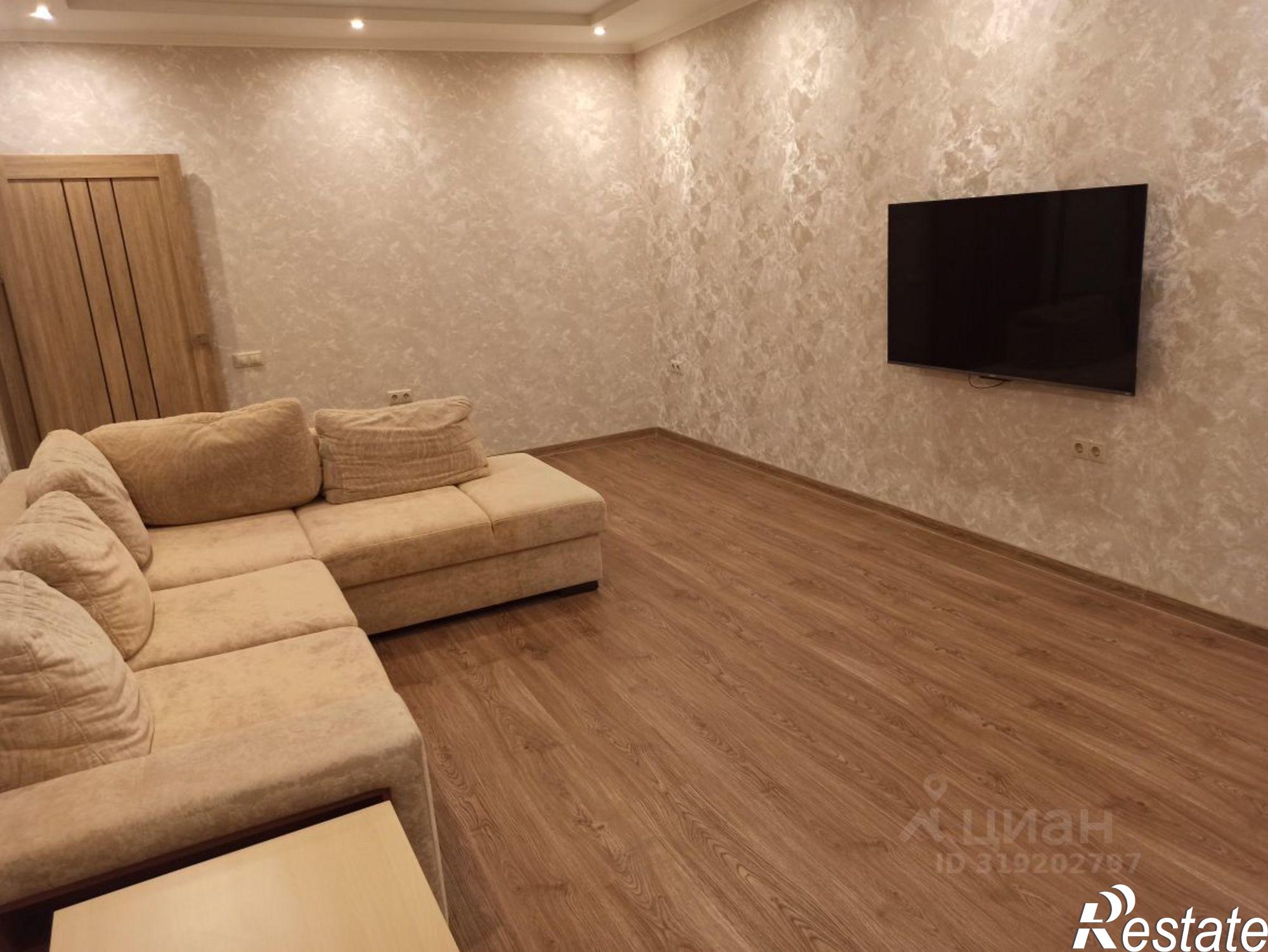 Сдать квартиру за 85 000 рублей на ул Зорге, 11/2