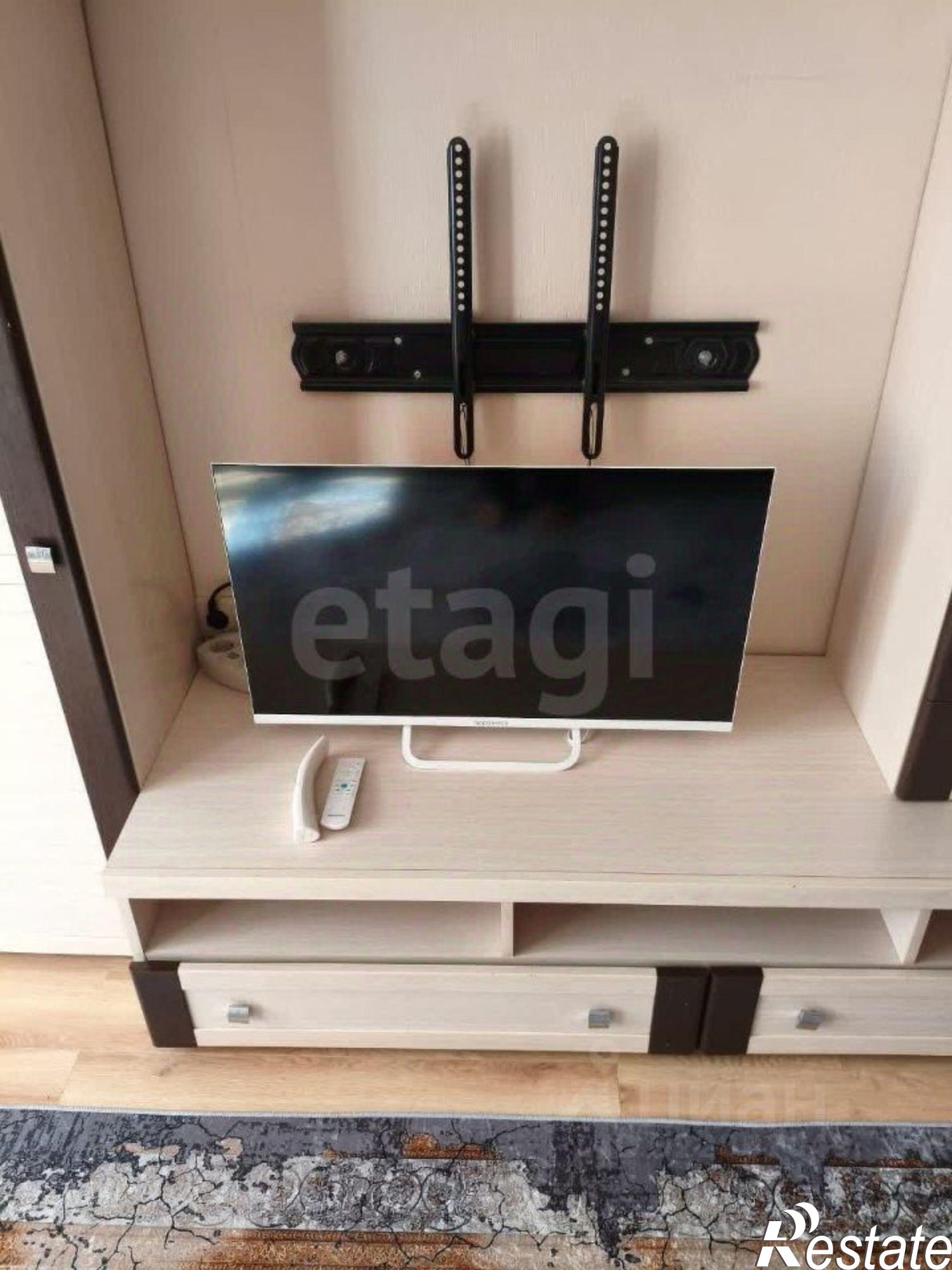 Сдать квартиру за 35 000 рублей на улица Ларина, 18/18