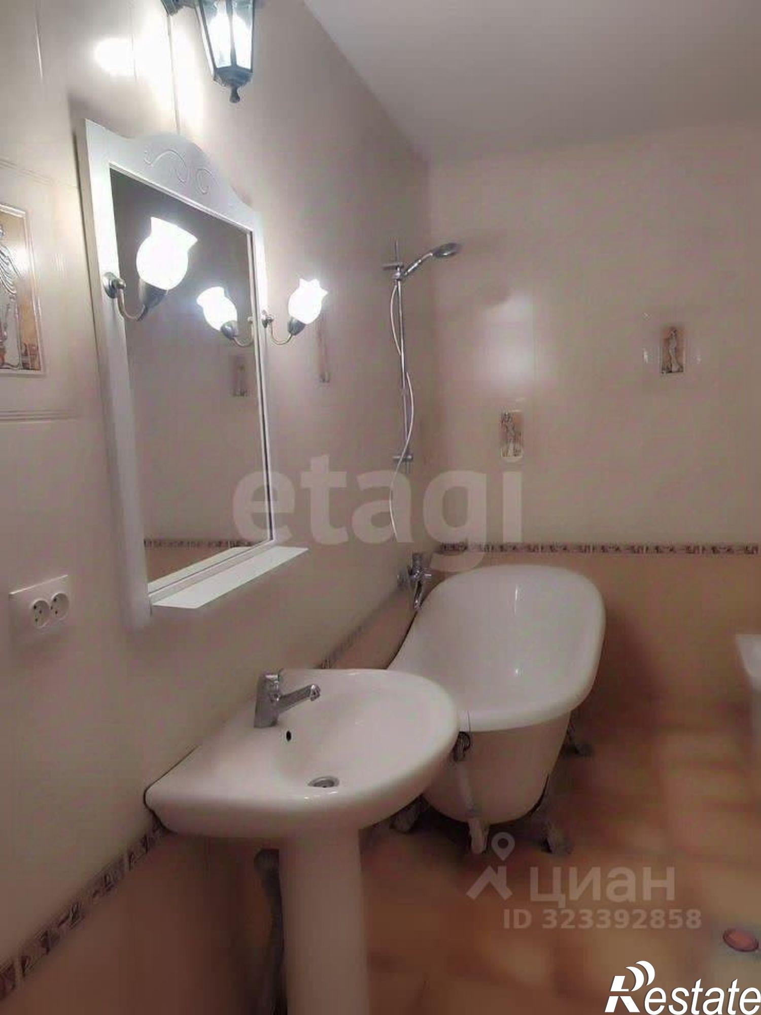 Сдать дачу, дом, коттедж за 230 000 рублей на пер Семашко, 103