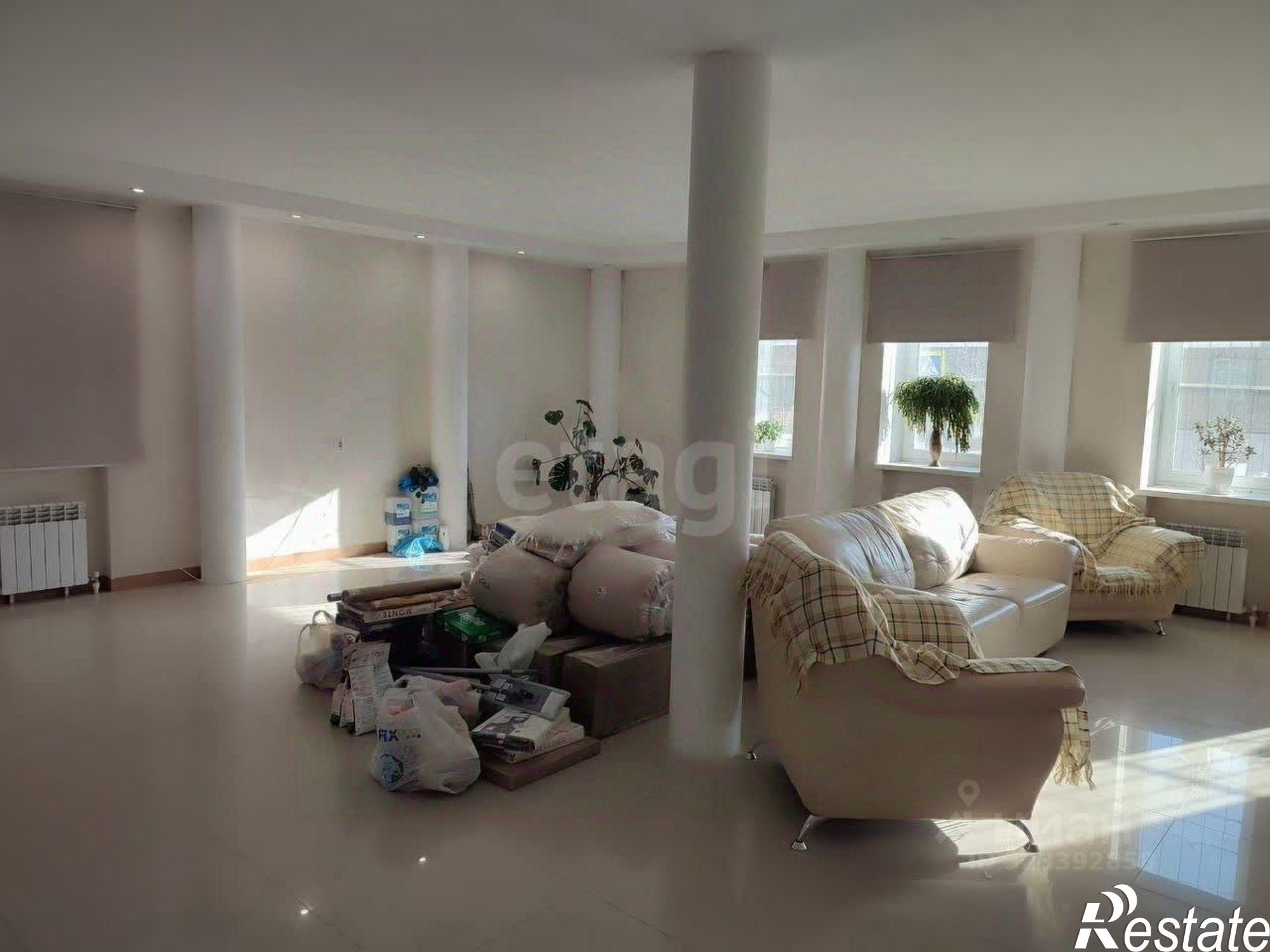 Сдать дачу, дом, коттедж за 230 000 рублей на пер Семашко, 103