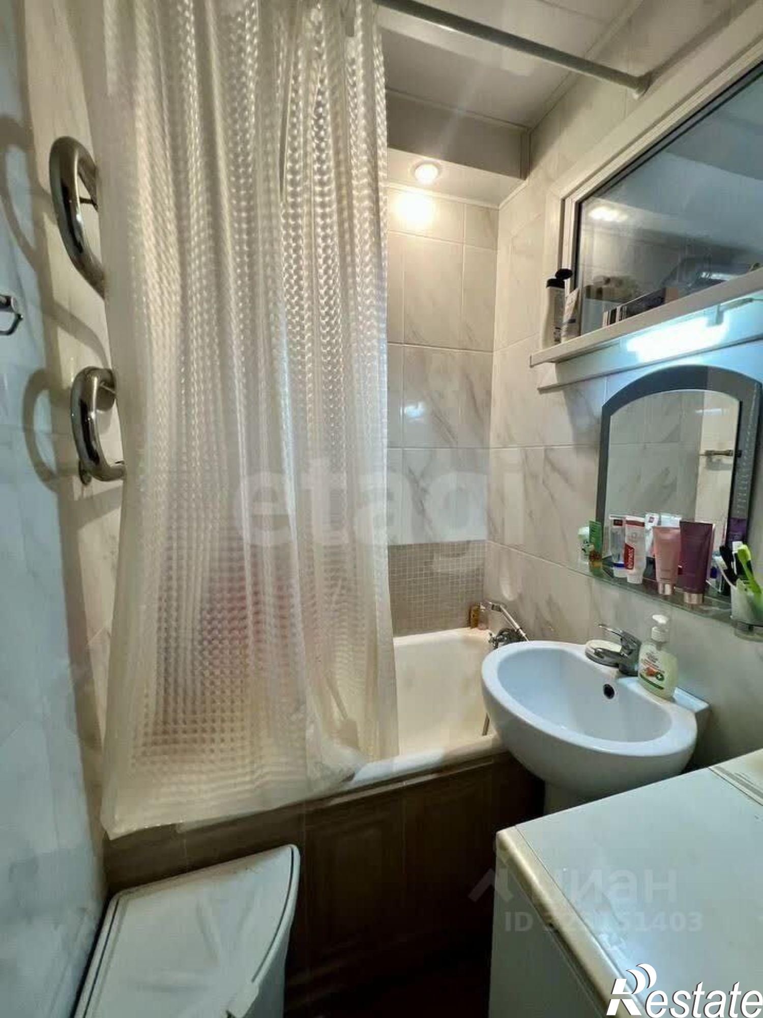 Сдать квартиру за 35 000 рублей на Халтуринский пер, 146А/63