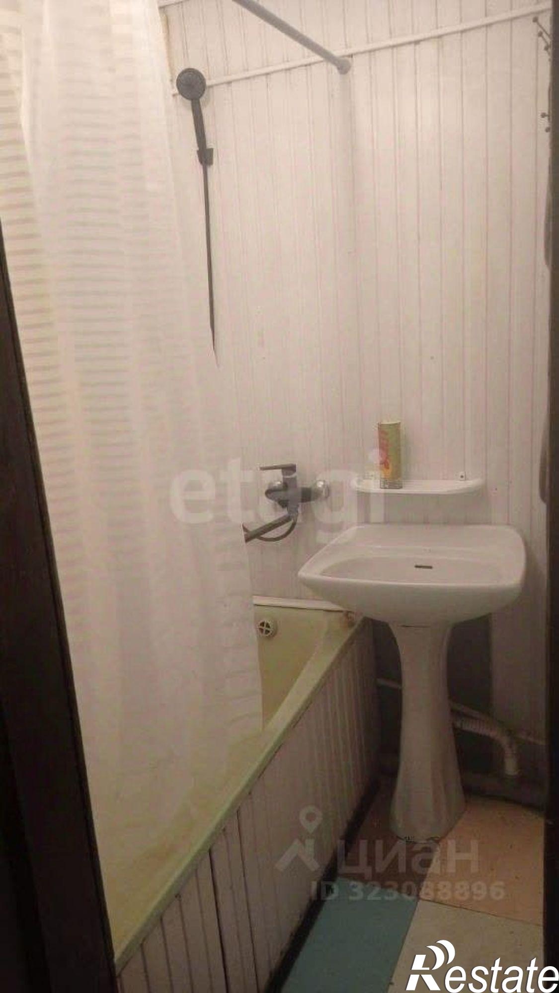 Сдать квартиру за 35 000 рублей на пр-кт 40-летия Победы, 310/1