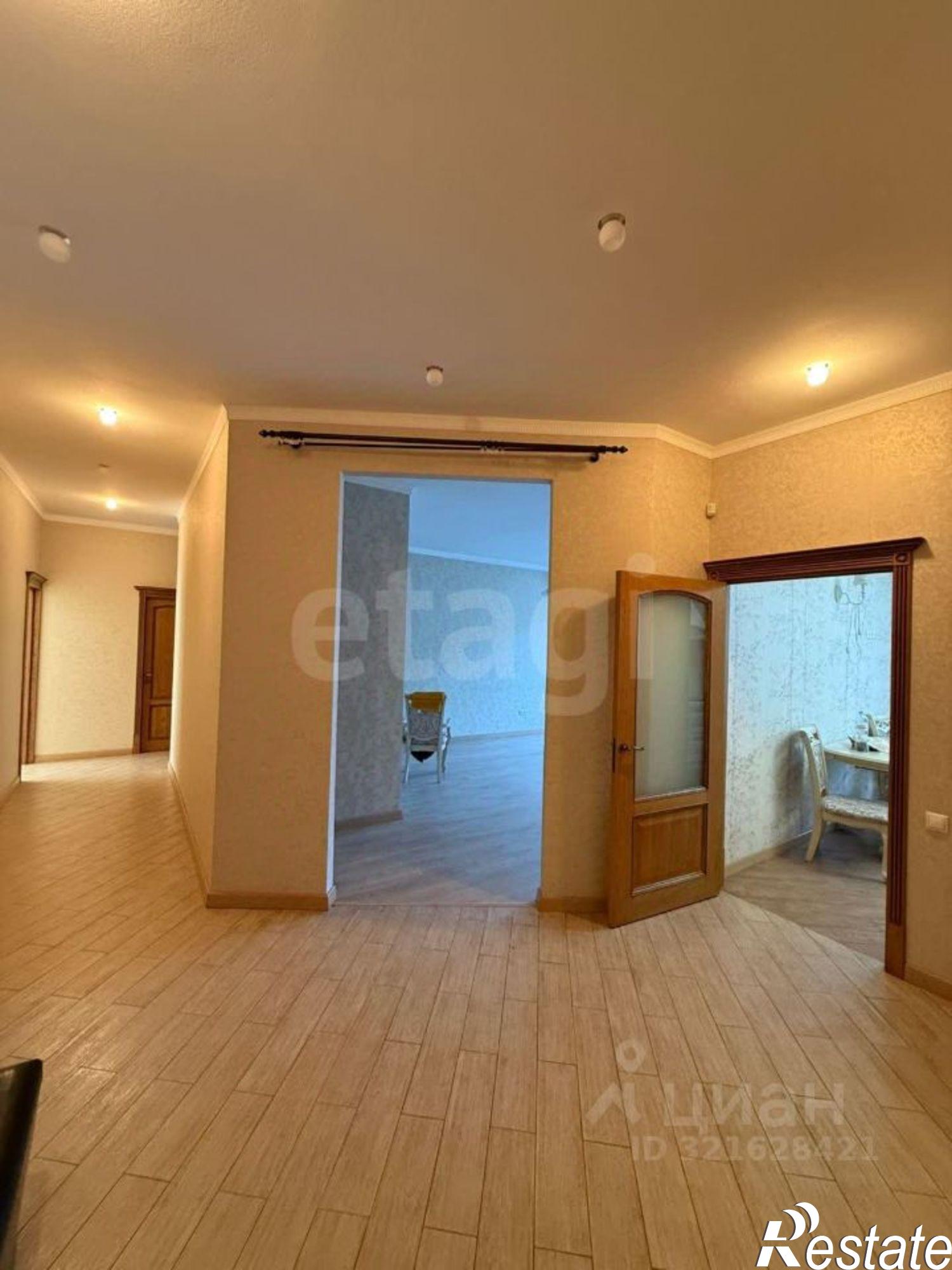 Сдать квартиру за 100 000 рублей на улица Малюгиной, 232