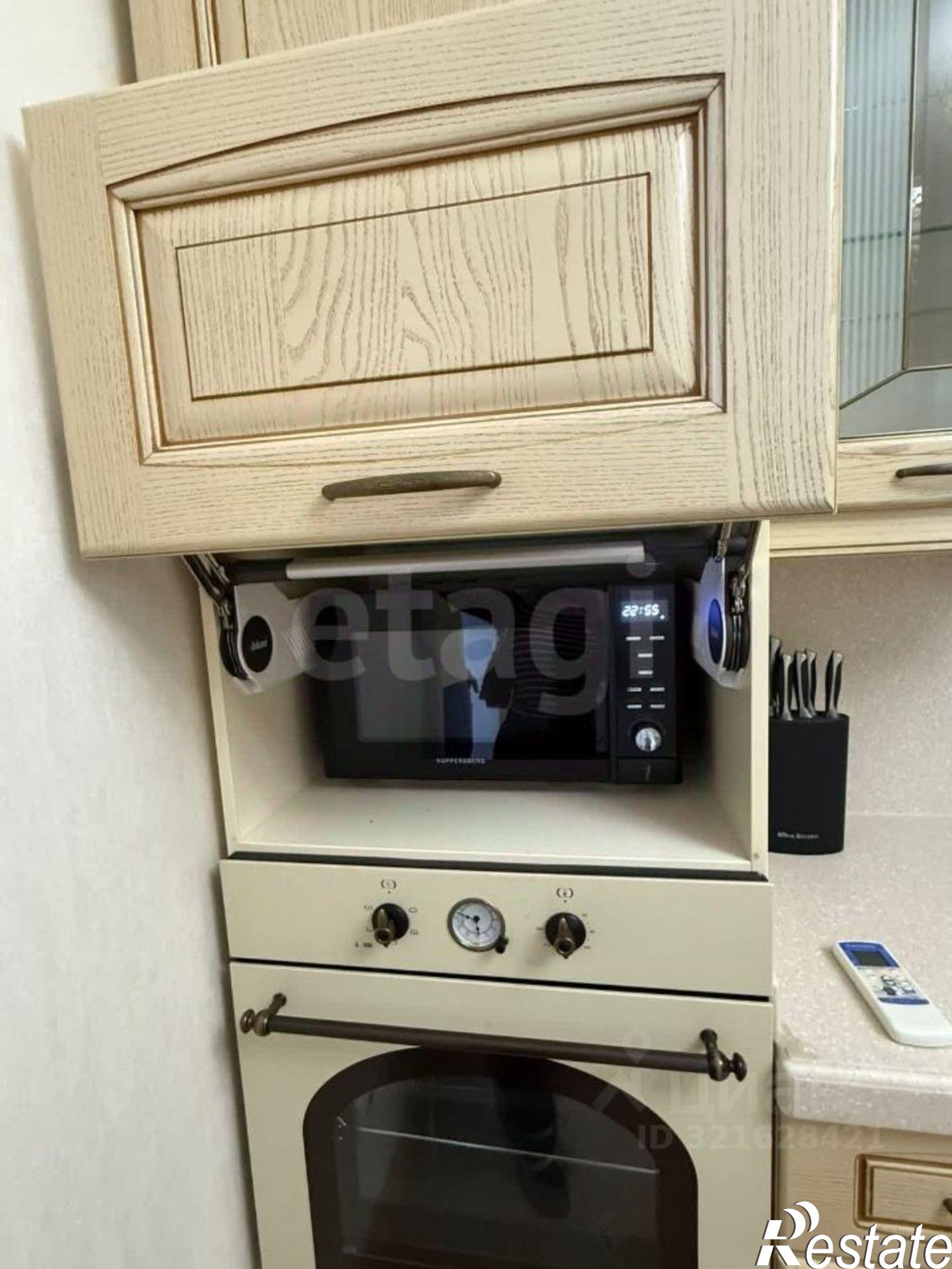 Сдать квартиру за 100 000 рублей на улица Малюгиной, 232