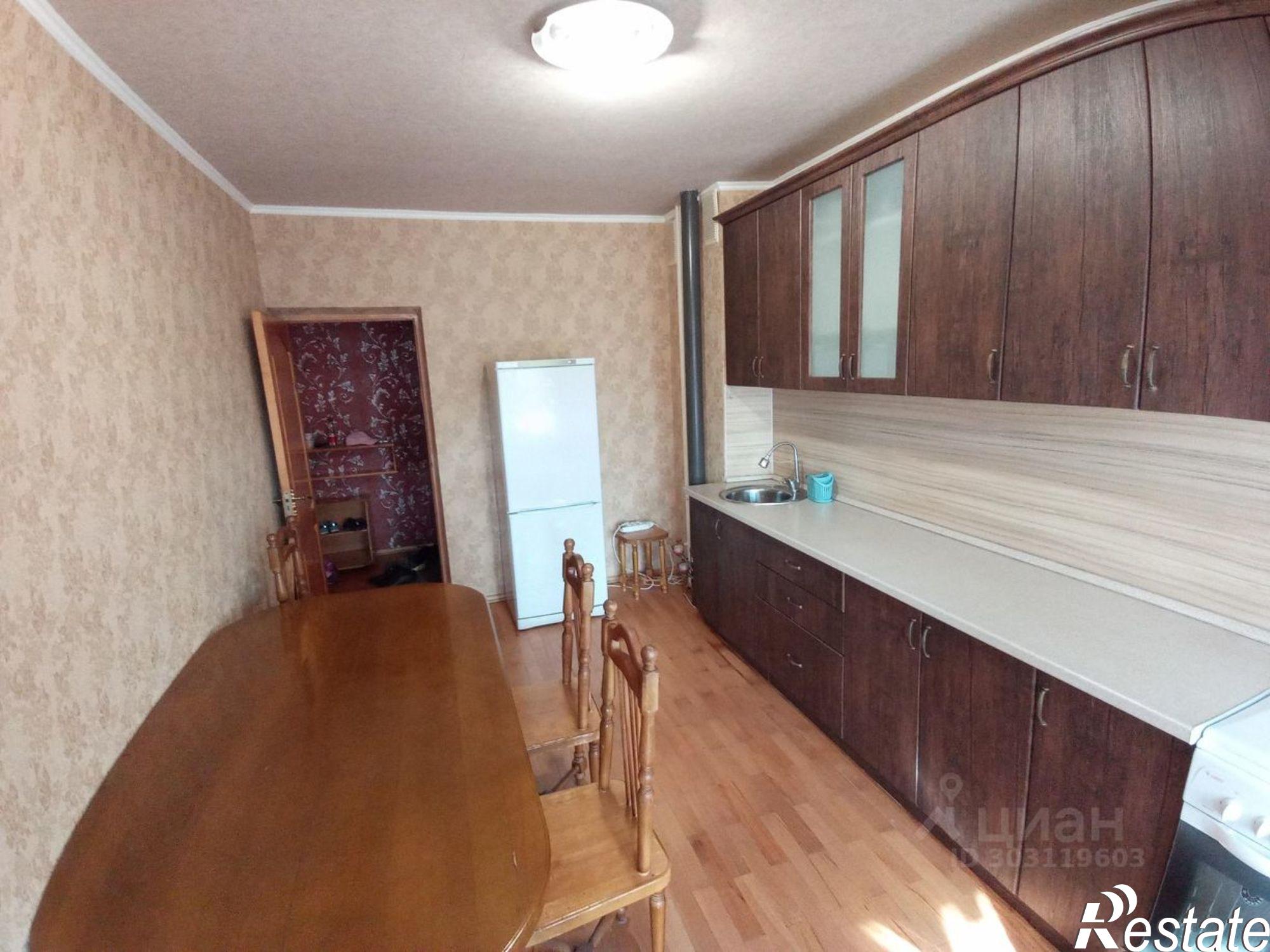 Сдать квартиру за 27 000 рублей на улица Содружества, 35/1