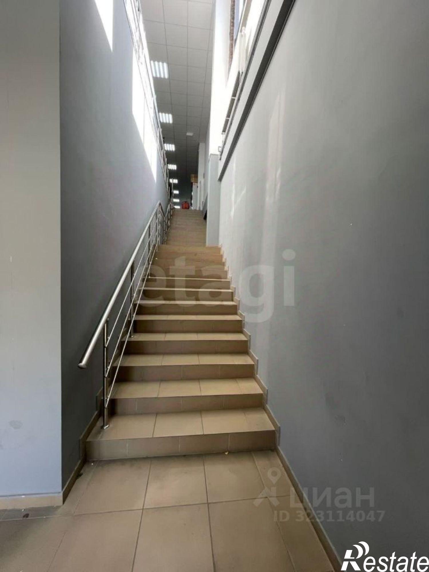 Сдать торговое помещение за 344 400 рублей на ул Вологодская, 34