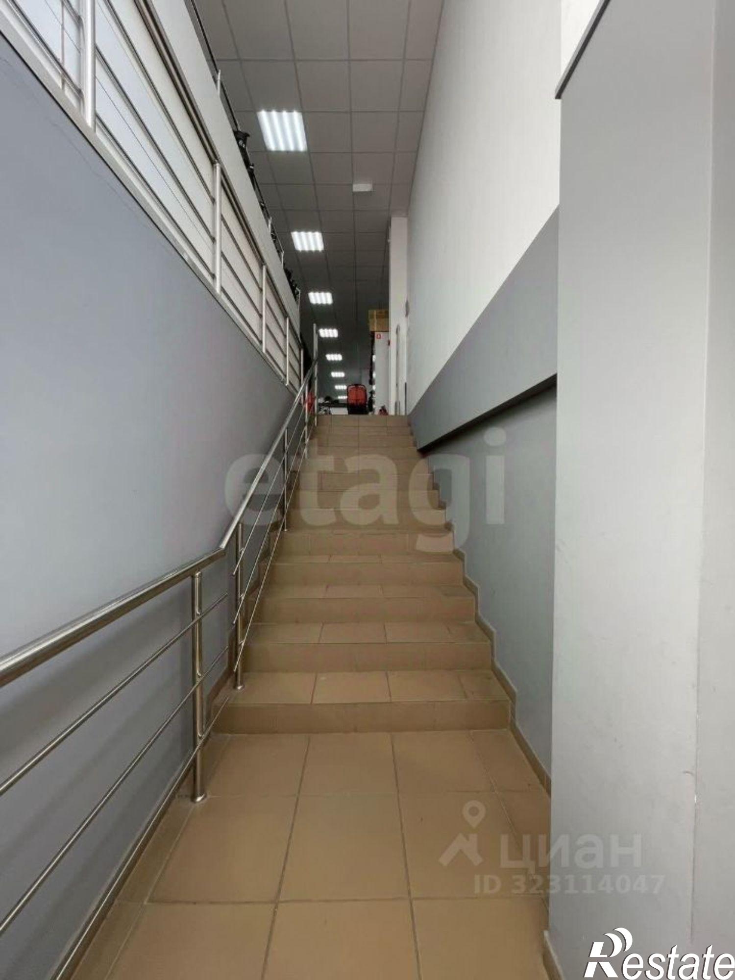 Сдать торговое помещение за 344 400 рублей на ул Вологодская, 34