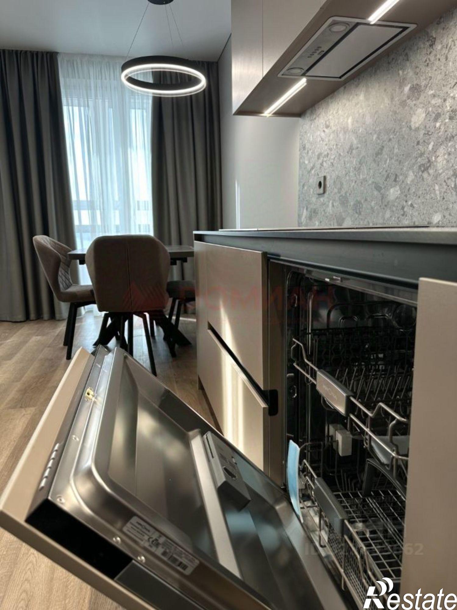 Сдать квартиру за 50 000 рублей на ул 23-я линия, 54