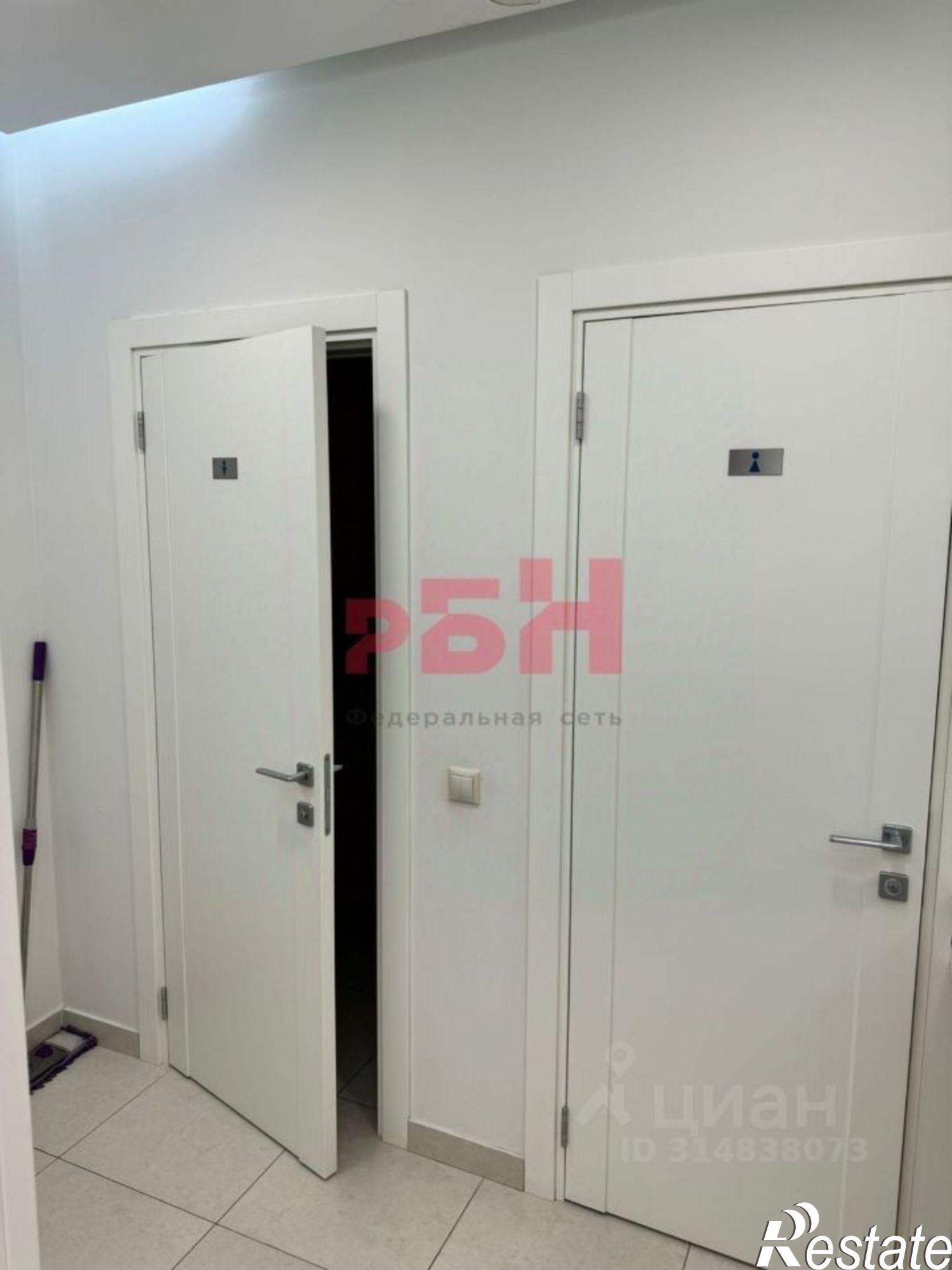 Сдать офис, помещение под офис за 554 000 рублей на улица Каяни, 4