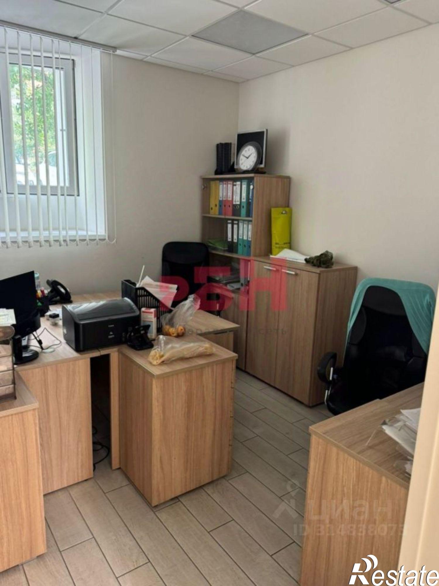 Сдать офис, помещение под офис за 554 000 рублей на улица Каяни, 4