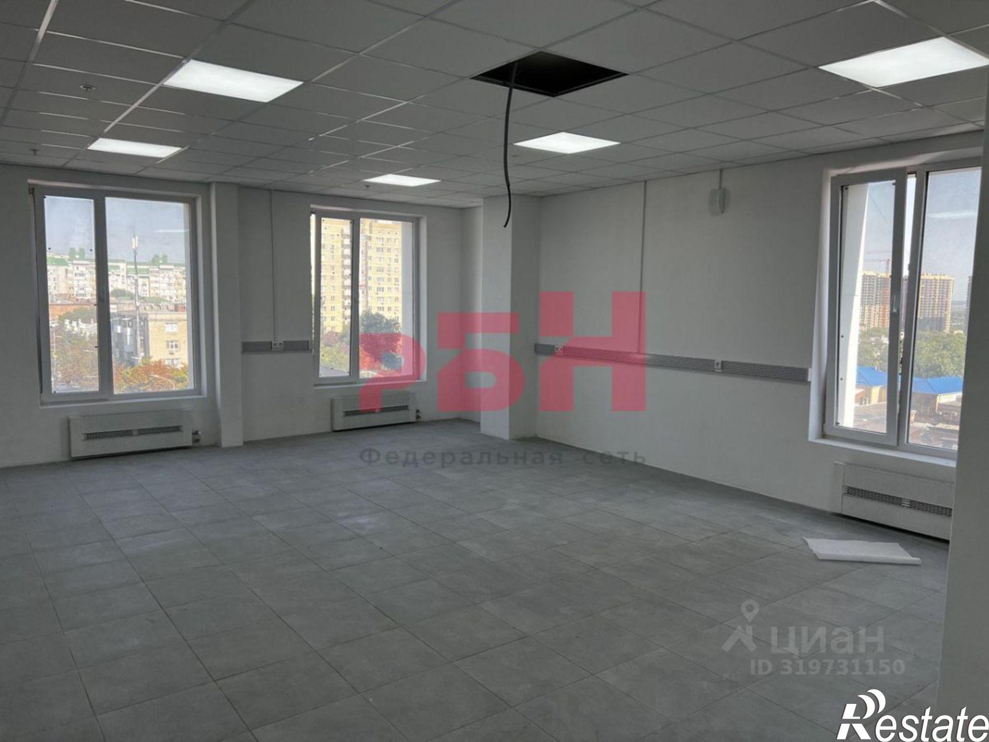 Сдать ОСЗ, отдельно стоящее здание за 90 000 рублей на ул Закруткина, 1