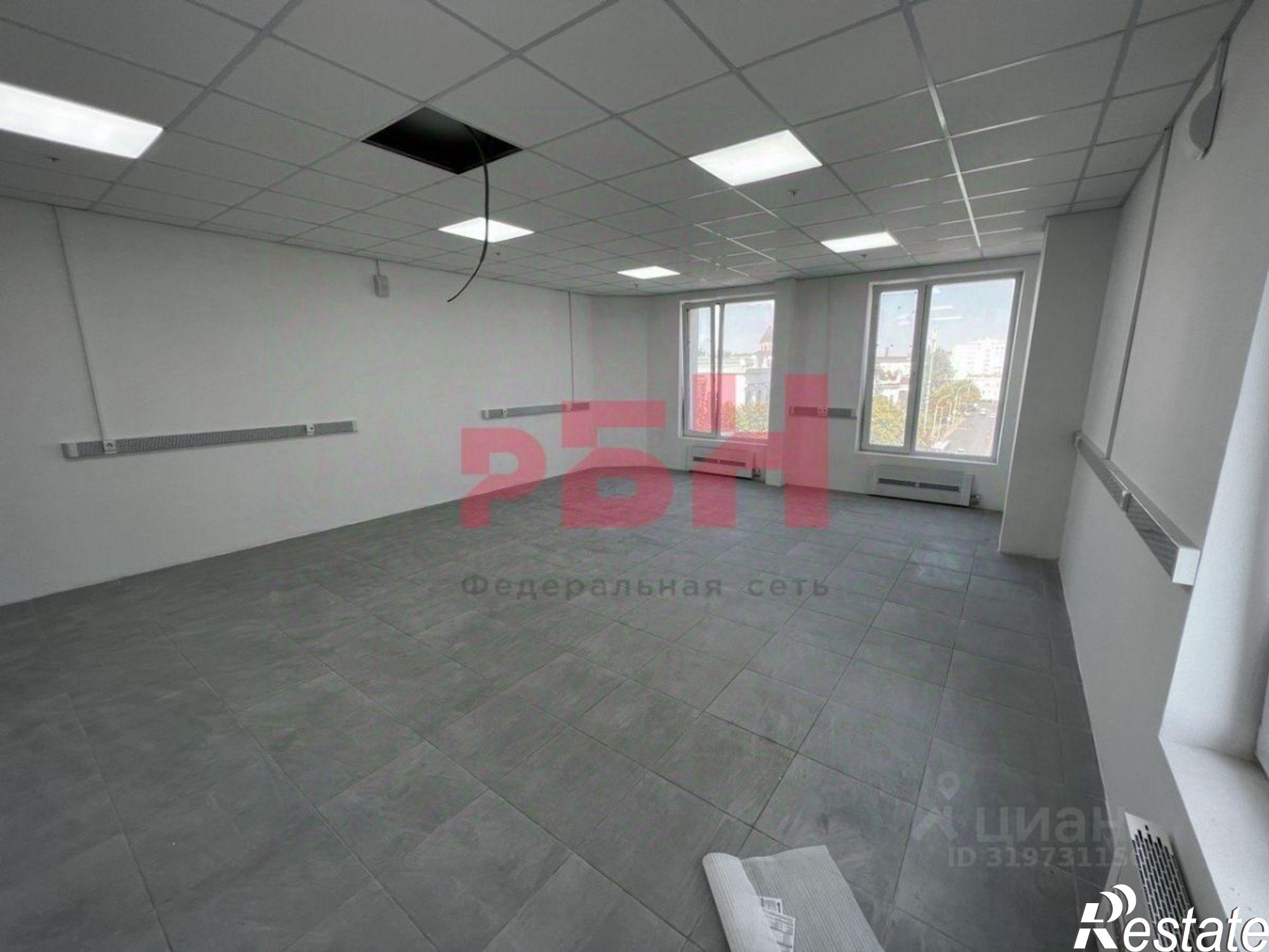 Сдать ОСЗ, отдельно стоящее здание за 90 000 рублей на ул Закруткина, 1