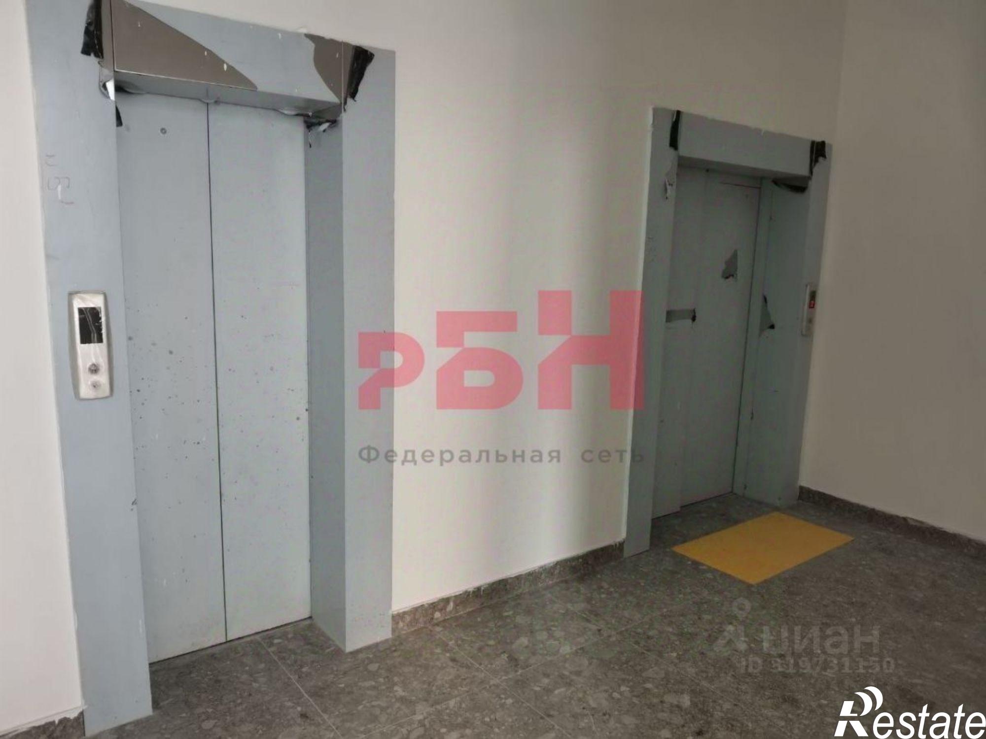 Сдать ОСЗ, отдельно стоящее здание за 90 000 рублей на ул Закруткина, 1