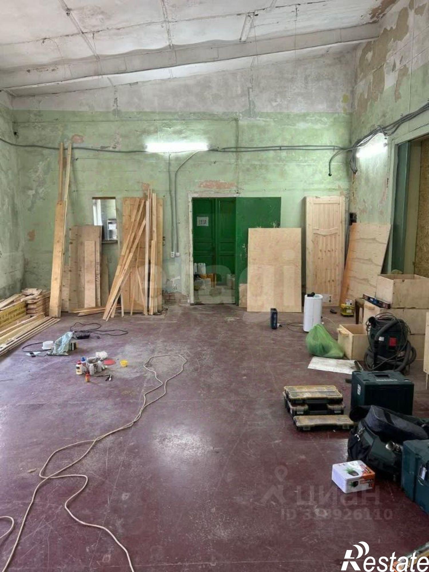 Купить складское помещение за 59 995 700 рублей на ул 36-я линия, 25