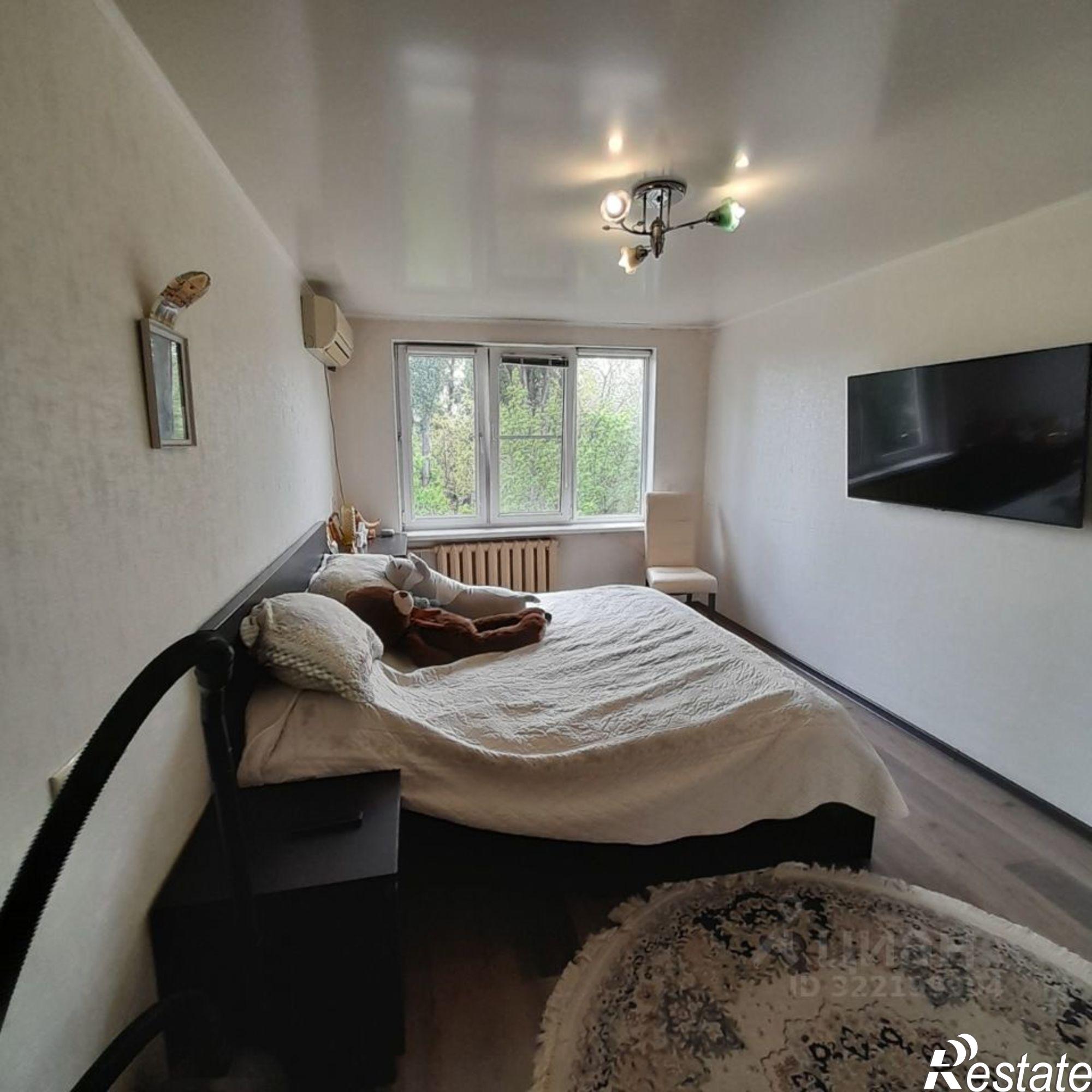 Купить квартиру за 4 200 000 рублей на Кривошлыковский пер, 2