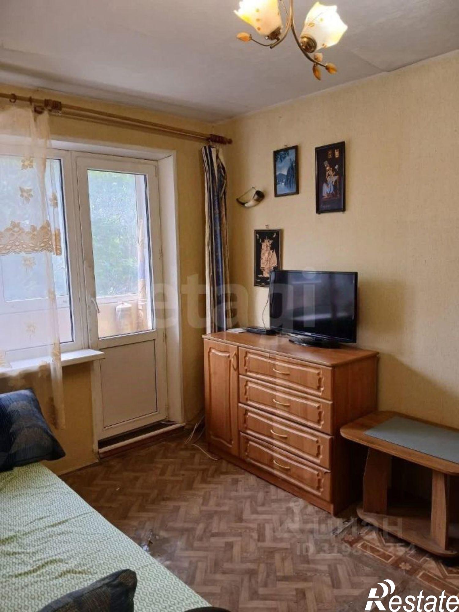 Купить квартиру за 2 500 000 рублей на Тракторная улица, 48А